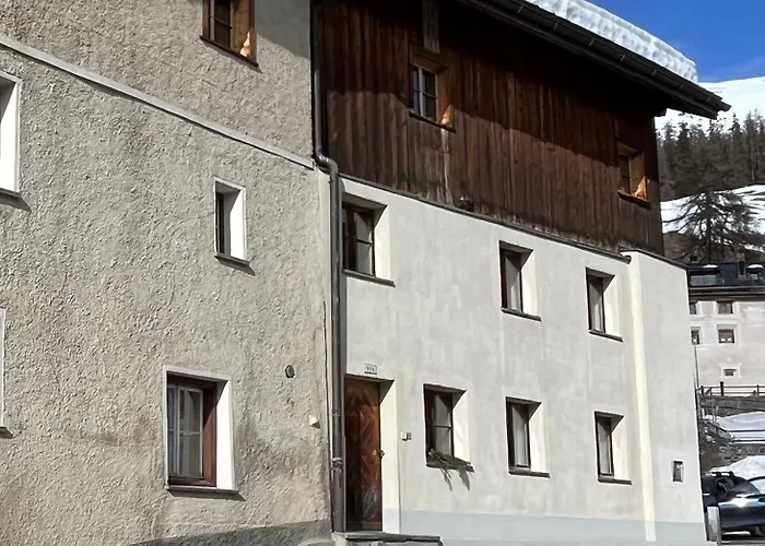 Doppelstoeckige Familienwohnung In Im Unterengadin Apartamento