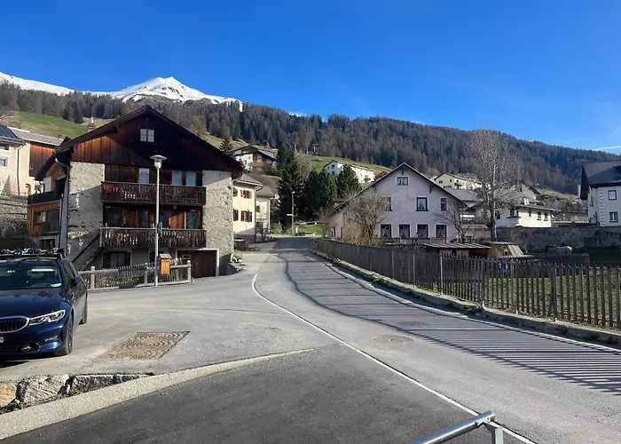Apartamento Doppelstoeckige Familienwohnung In Im Unterengadin Ftan